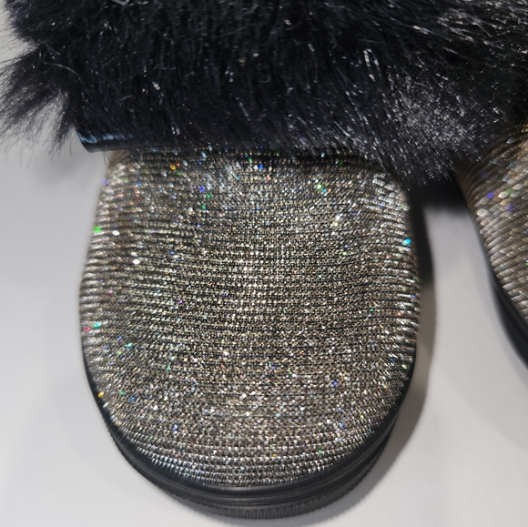 Stuart Weitzman Girls Glitter Gold Sparkle Black Faux Fur Snow Boots 6C Worn 1X - Picture 3 of 11